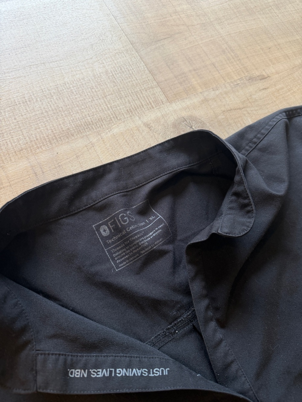 Figs Rafaela Scrub Top - Picture 2 of 3